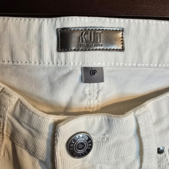 New Kut From The Cloth Karen Baby Bootcut White Corduroy Womans Pants Size 0P - Picture 4 of 7